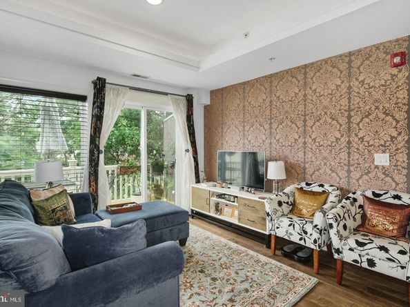 1022 Fairmount Avenue 5, Philadelphia PA 19123