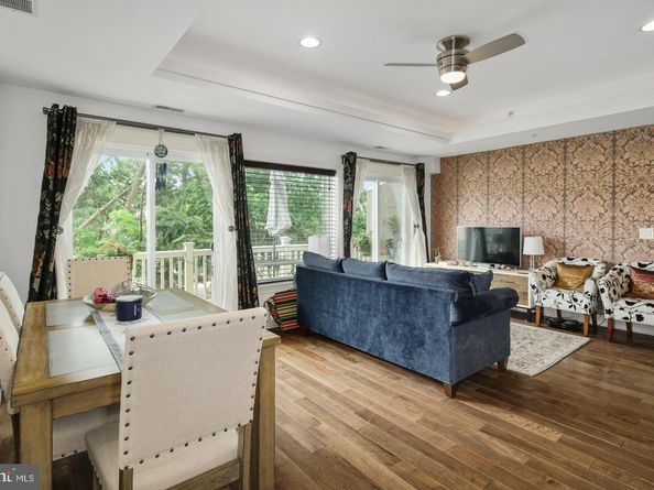 1022 Fairmount Avenue 5, Philadelphia PA 19123