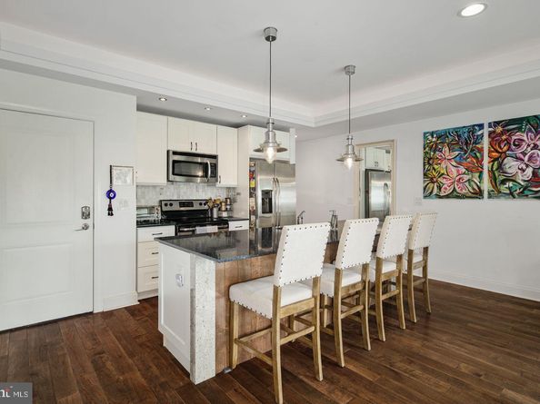 1022 Fairmount Avenue 5, Philadelphia PA 19123
