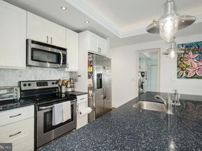 1022 Fairmount Avenue 5, Philadelphia PA 19123
