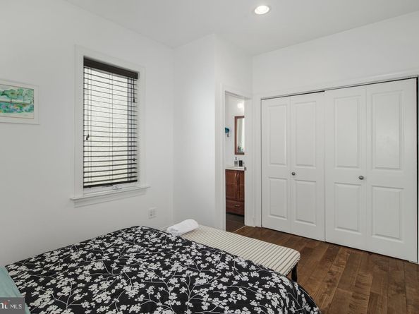 1022 Fairmount Avenue 5, Philadelphia PA 19123