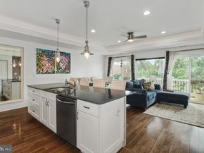 1022 Fairmount Avenue 5, Philadelphia PA 19123