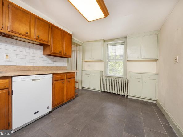 69 E Oakland Avenue, Doylestown PA 18901
