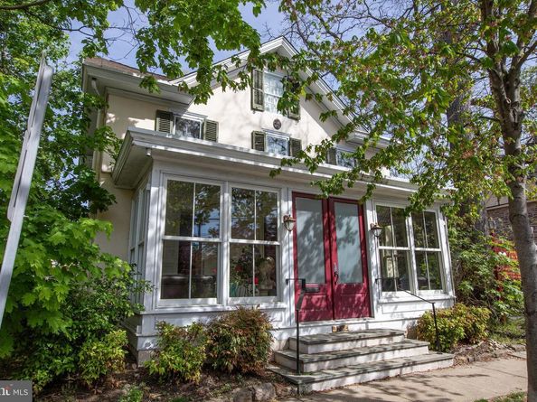 69 E Oakland Avenue, Doylestown PA 18901
