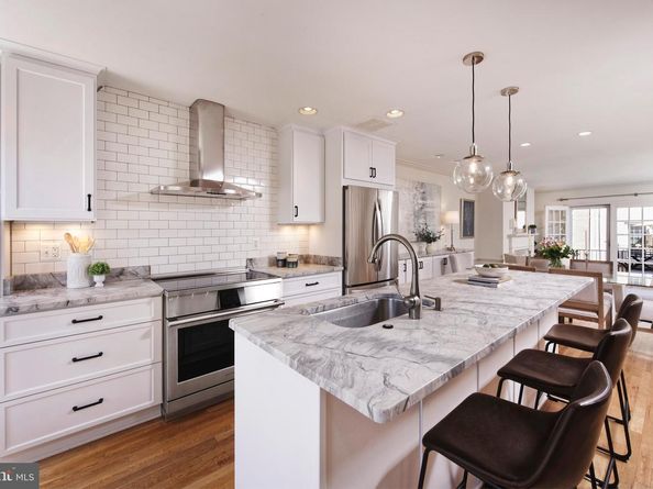 103 Franklin Street, Alexandria VA 22314