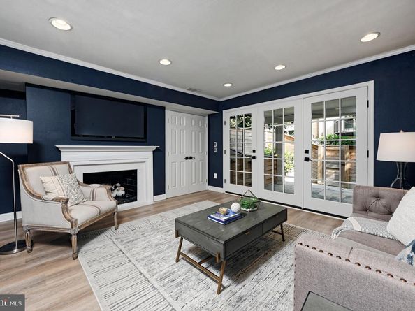 103 Franklin Street, Alexandria VA 22314