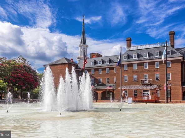 103 Franklin Street, Alexandria VA 22314