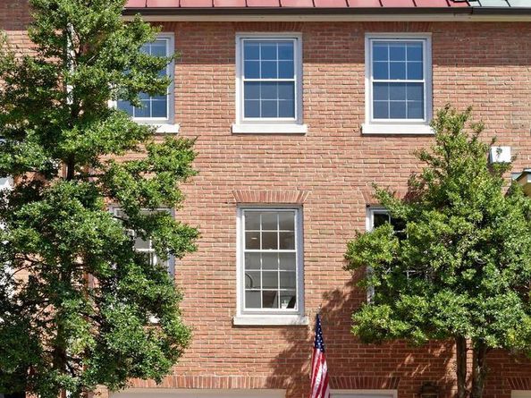 103 Franklin Street, Alexandria VA 22314