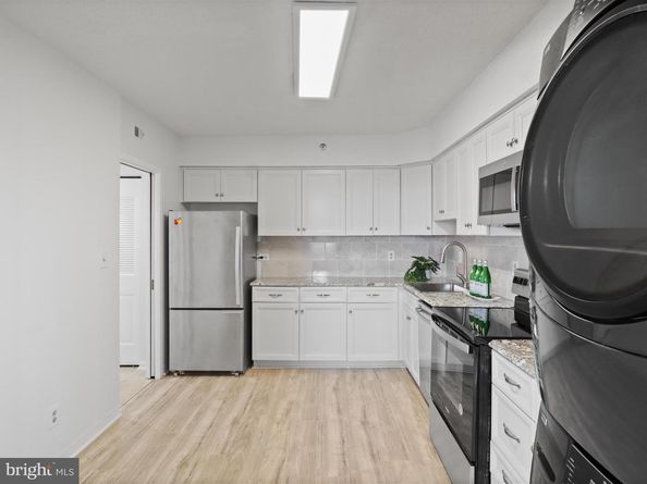 3713 S George Mason Drive 1204 W, Falls Church VA 22041
