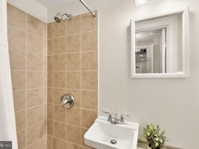 1929 39TH Street NW, Washington DC 20007