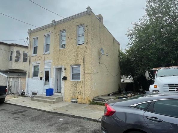 4563 Hawthorne Street, Philadelphia PA 19124