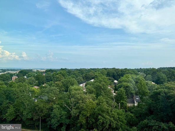 2500 N Van Dorn Street 1518, Alexandria VA 22302