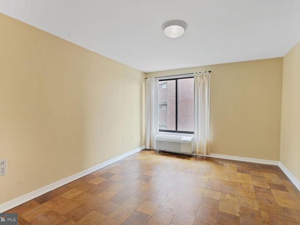 2501 Calvert Street NW 701, Washington DC 20008