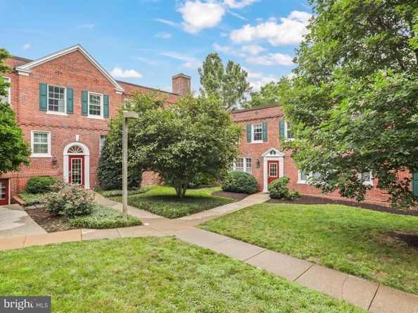 1909 Key Boulevard 11554, Arlington VA 22201