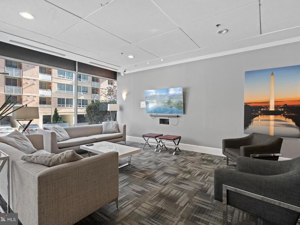 800 4TH Street SW S421, Washington DC 20024