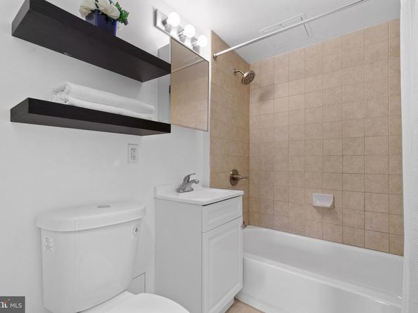 800 4TH Street SW S421, Washington DC 20024