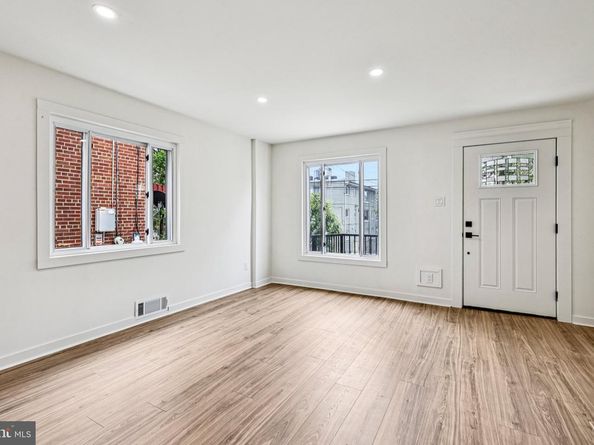 674 Brandywine Street SE, Washington DC 20032