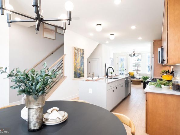 141 Shannon Mews, Alexandria VA 22304