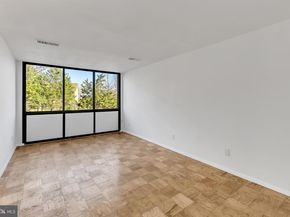 523 N Armistead Street 102, Alexandria VA 22312