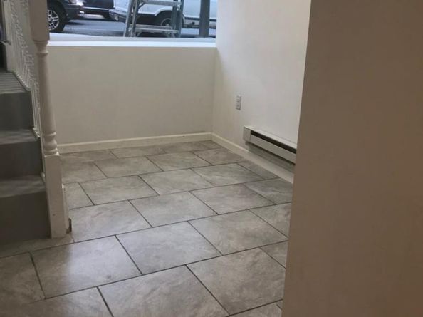5923 N Broad Street, Philadelphia PA 19141
