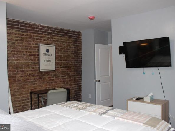 5923 N Broad Street, Philadelphia PA 19141