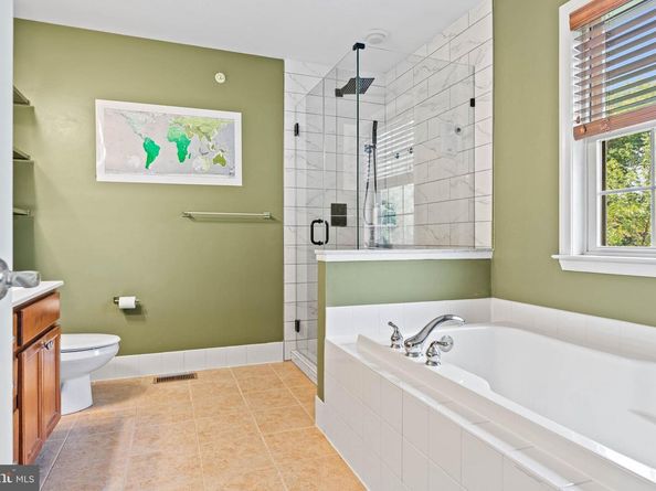 106 Barefield Lane, Conshohocken PA 19428