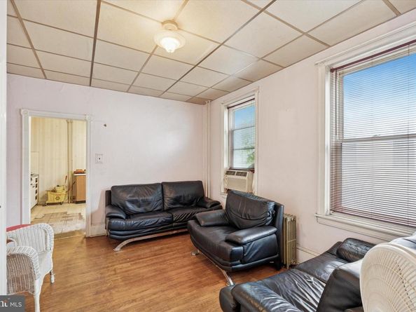 5230 N 2nd Street, Philadelphia PA 19120