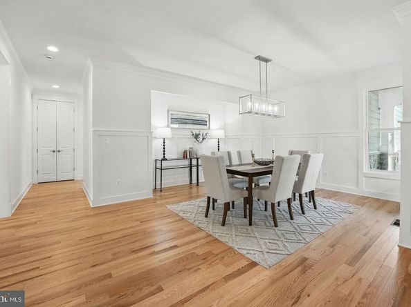 3857 Pinewood Terrace, Falls Church VA 22041
