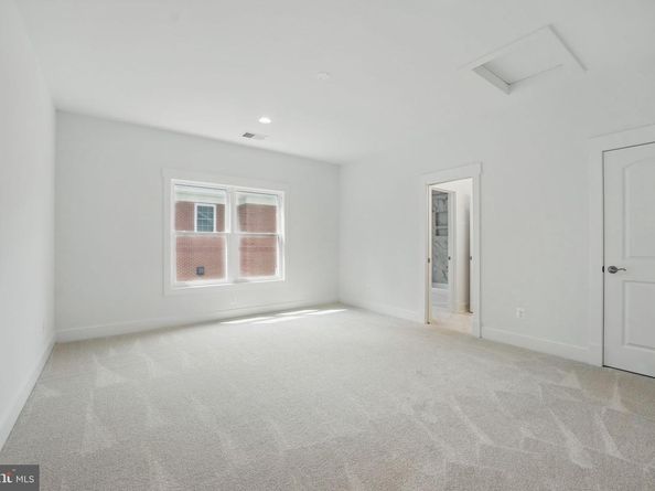 3857 Pinewood Terrace, Falls Church VA 22041