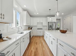 3857 Pinewood Terrace, Falls Church VA 22041