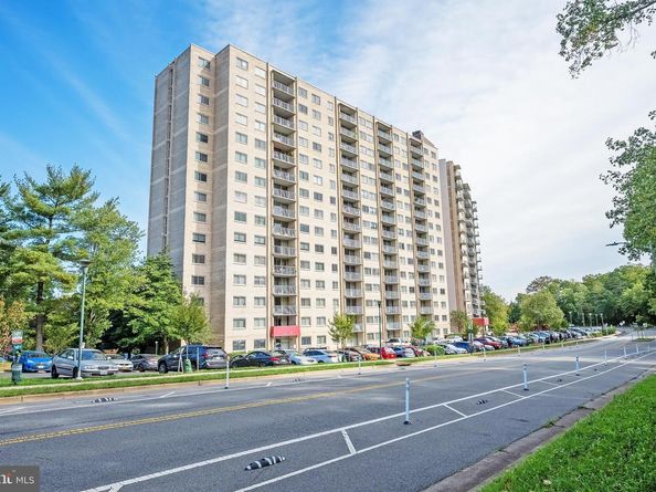 2500 N Van Dorn Street 912, Alexandria VA 22302
