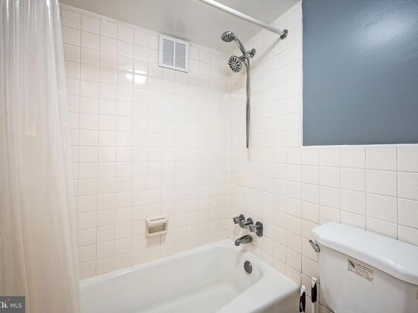 2500 N Van Dorn Street 912, Alexandria VA 22302