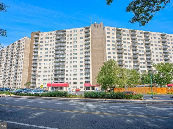 2500 N Van Dorn Street 912, Alexandria VA 22302