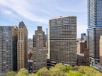 202 W Rittenhouse Square