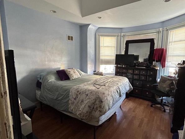 6122 Ross Street, Philadelphia PA 19144