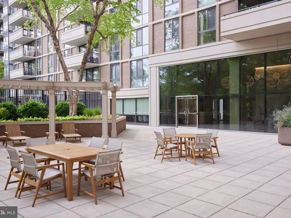 4620 N Park Avenue 1606E, Chevy Chase MD 20815