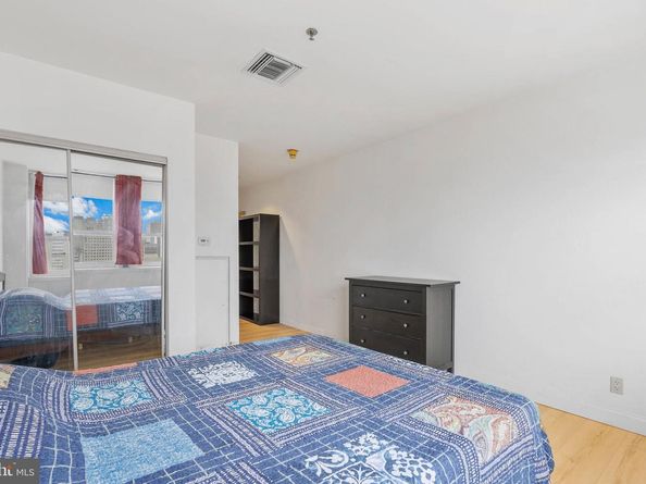 1100 Vine Street 1403, Philadelphia PA 19107