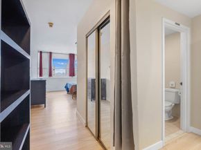 1100 Vine Street 1403, Philadelphia PA 19107