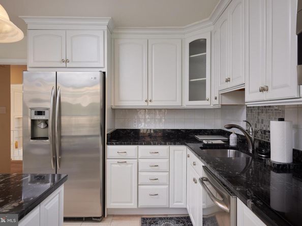 2712 Unicorn Lane NW, Washington DC 20015