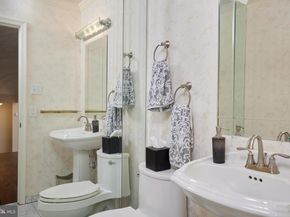 2712 Unicorn Lane NW, Washington DC 20015