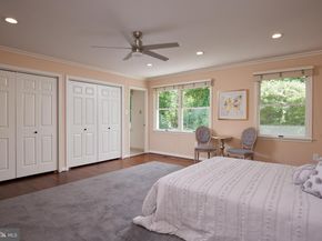 2712 Unicorn Lane NW, Washington DC 20015