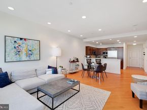 50 S 16TH Street 4208, Philadelphia PA 19102