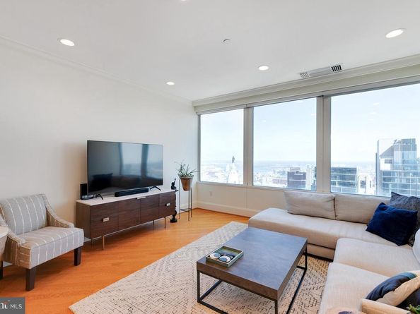 50 S 16TH Street 4208, Philadelphia PA 19102