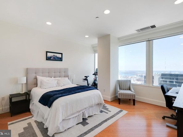 50 S 16TH Street 4208, Philadelphia PA 19102