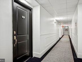 2001 Hamilton Street 1024, Philadelphia PA 19130