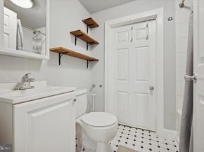 1215 N Randolph Street 1, Philadelphia PA 19122