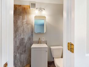 901 Crum Creek, Broomall PA 19008