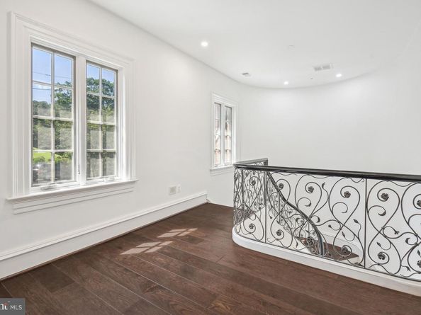 4825 Dexter Terrace NW, Washington DC 20007
