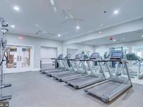 1521 Spring Gate Drive 10102, Mclean VA 22102