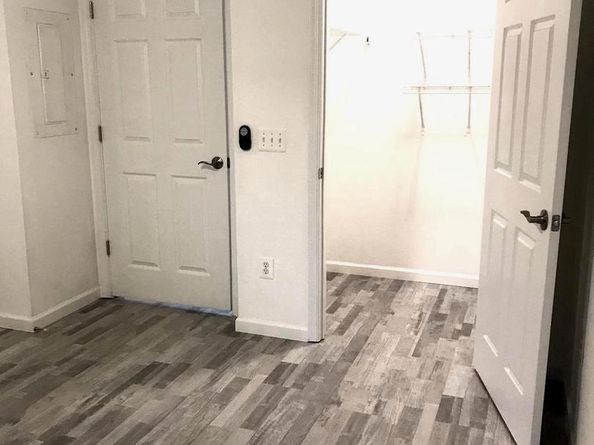 1521 Spring Gate Drive 10102, Mclean VA 22102